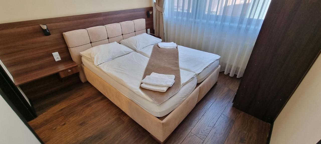 Elite Pension Štúrovo Dış mekan fotoğraf