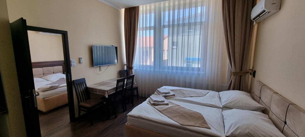 Elite Pension Štúrovo Dış mekan fotoğraf